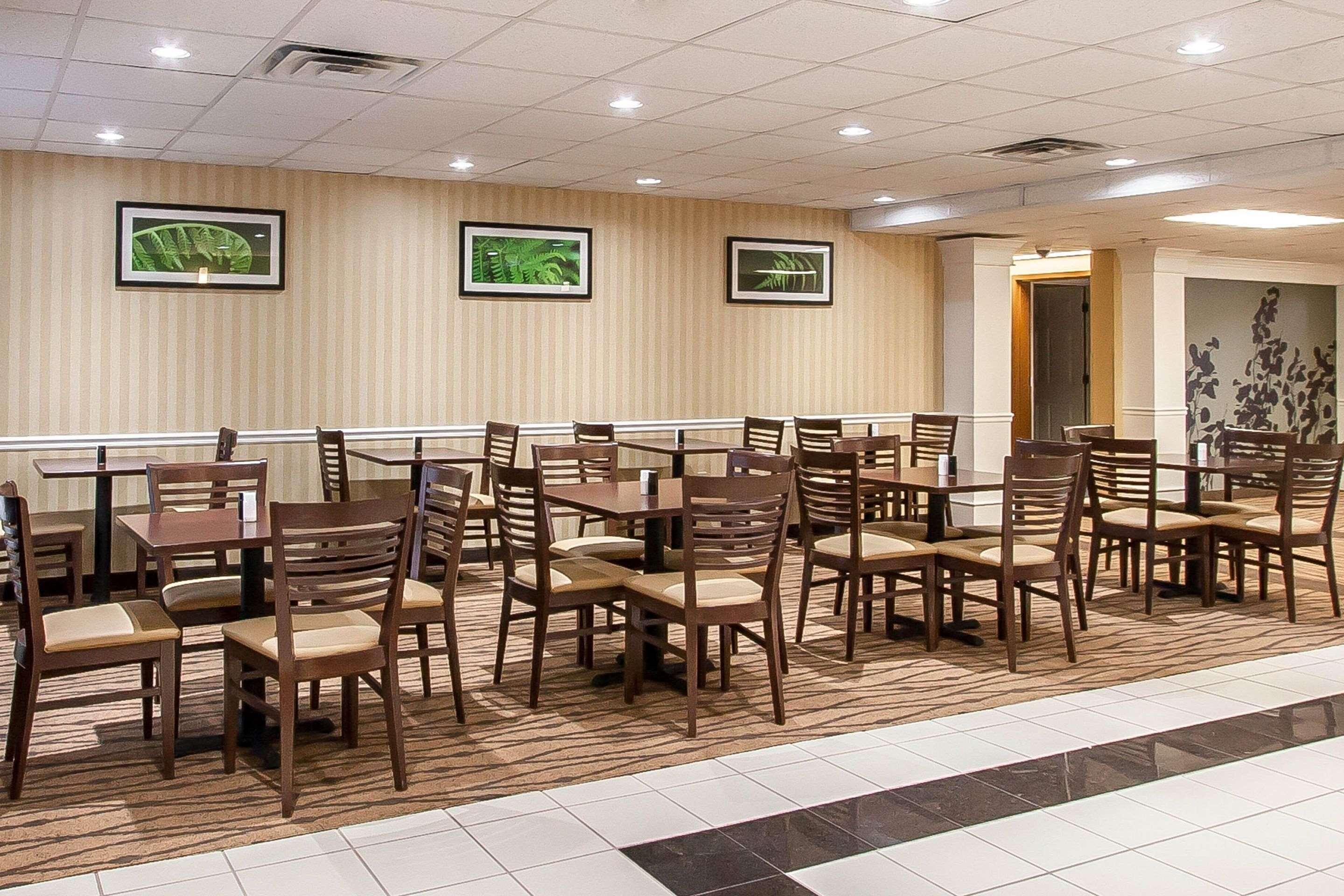 Sleep Inn & Suites Airport Pearl Εξωτερικό φωτογραφία